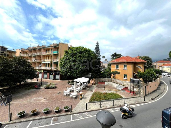 appartamento in vendita a Borgio Verezzi in zona Borgio