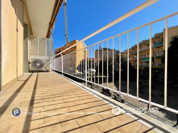 appartamento in vendita a Borgio Verezzi in zona Borgio