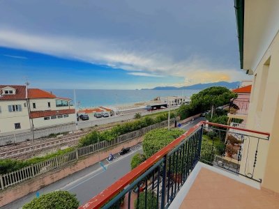 appartamento in vendita a Borgio Verezzi