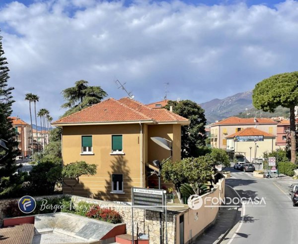 appartamento in vendita a Borgio Verezzi in zona Borgio