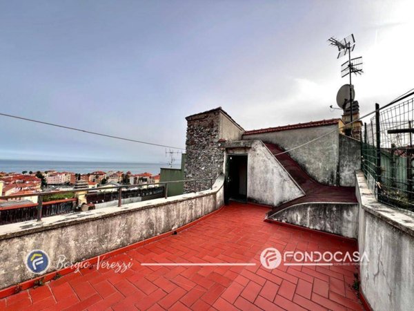 casa indipendente in vendita a Borgio Verezzi in zona Borgio