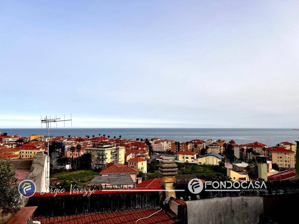 casa indipendente in vendita a Borgio Verezzi in zona Borgio
