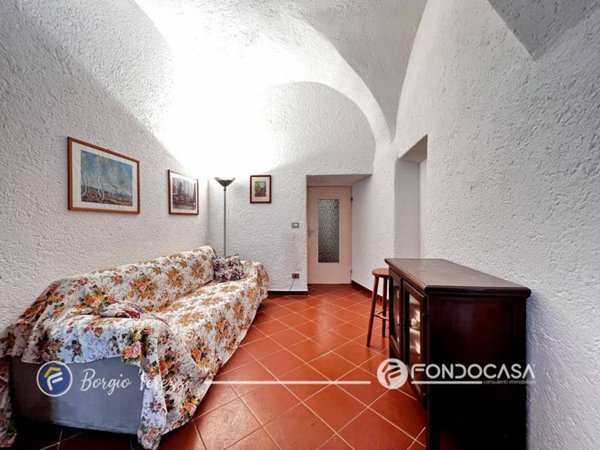 casa indipendente in vendita a Borgio Verezzi in zona Borgio