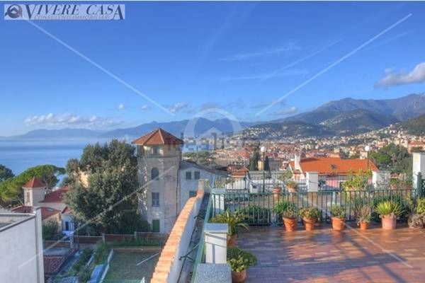 appartamento in vendita a Borgio Verezzi in zona Verezzi