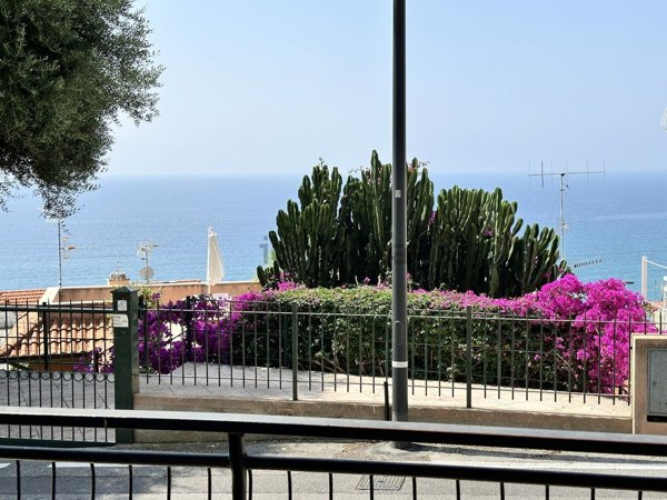 appartamento in vendita a Borgio Verezzi