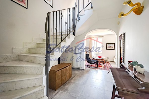 casa indipendente in vendita a Borgio Verezzi in zona Borgio