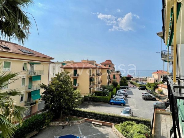 appartamento in vendita a Borgio Verezzi in zona Borgio