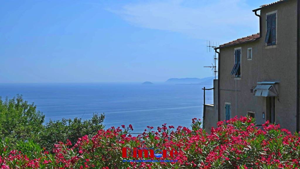 appartamento in vendita a Borgio Verezzi in zona Verezzi