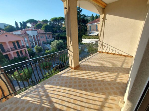 appartamento in vendita a Borgio Verezzi in zona Borgio