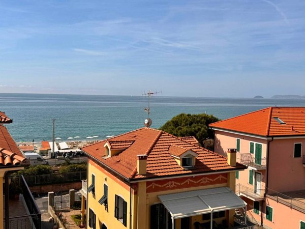 appartamento in vendita a Borgio Verezzi in zona Borgio