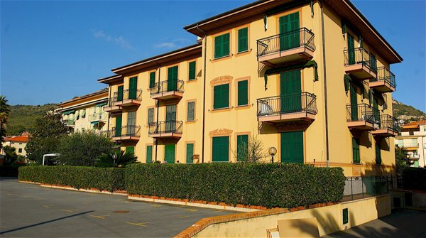 appartamento in vendita a Borgio Verezzi