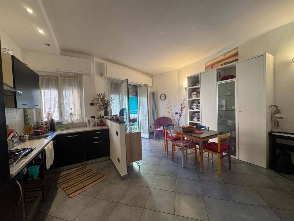 appartamento in vendita a Borgio Verezzi in zona Borgio