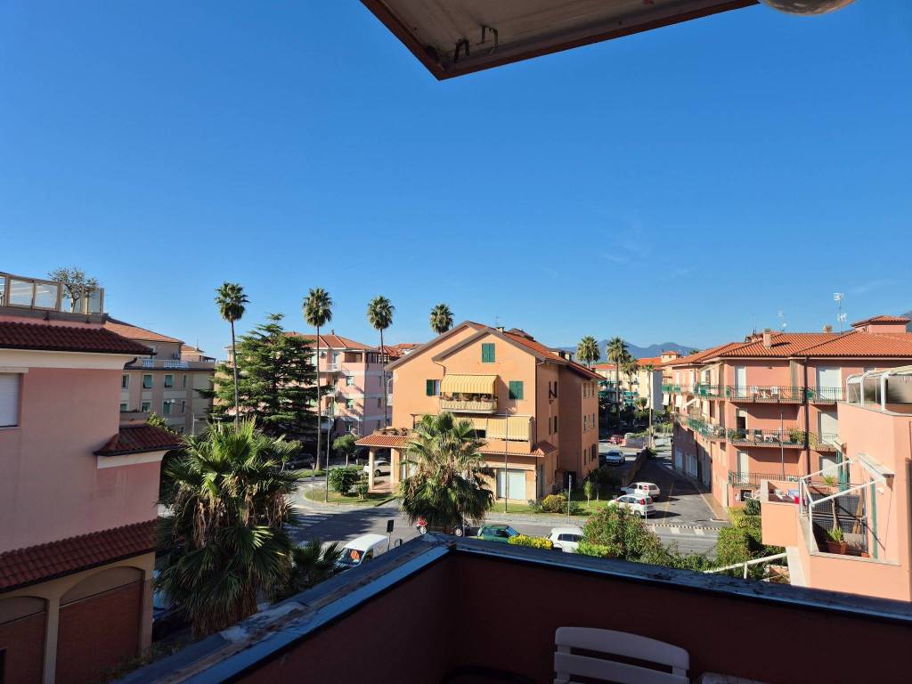 appartamento in vendita a Borgio Verezzi in zona Borgio