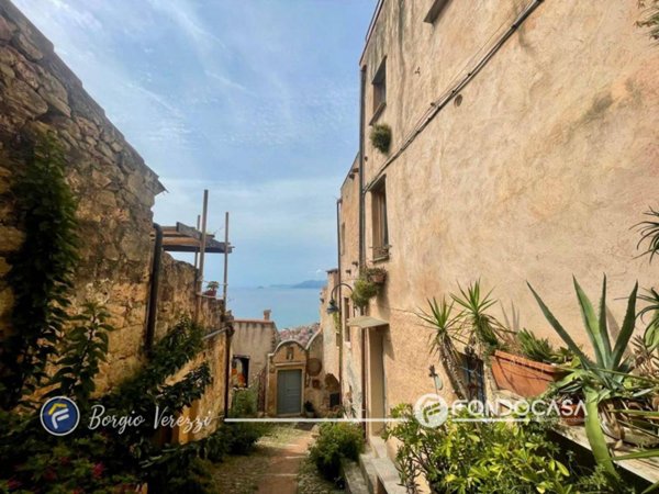 appartamento in vendita a Borgio Verezzi