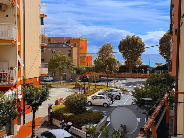 appartamento in vendita a Borgio Verezzi