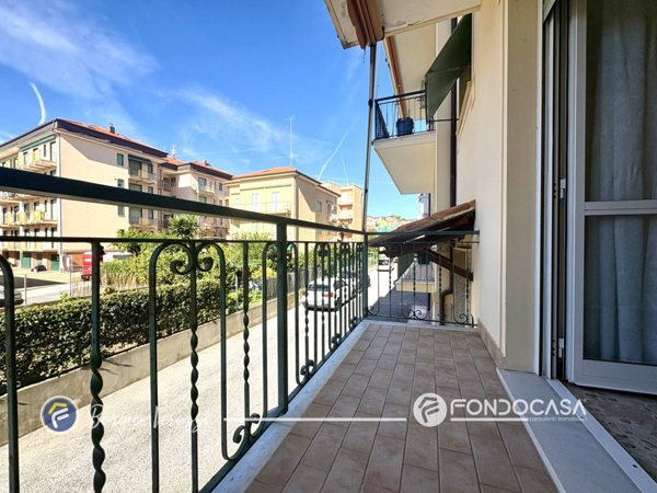 appartamento in vendita a Borgio Verezzi in zona Borgio