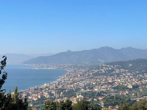casa indipendente in vendita a Borgio Verezzi in zona Verezzi