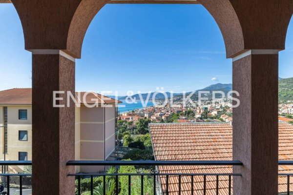 casa indipendente in vendita a Borgio Verezzi in zona Borgio