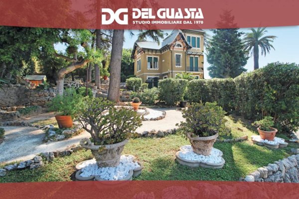 casa indipendente in vendita a Borgio Verezzi in zona Borgio