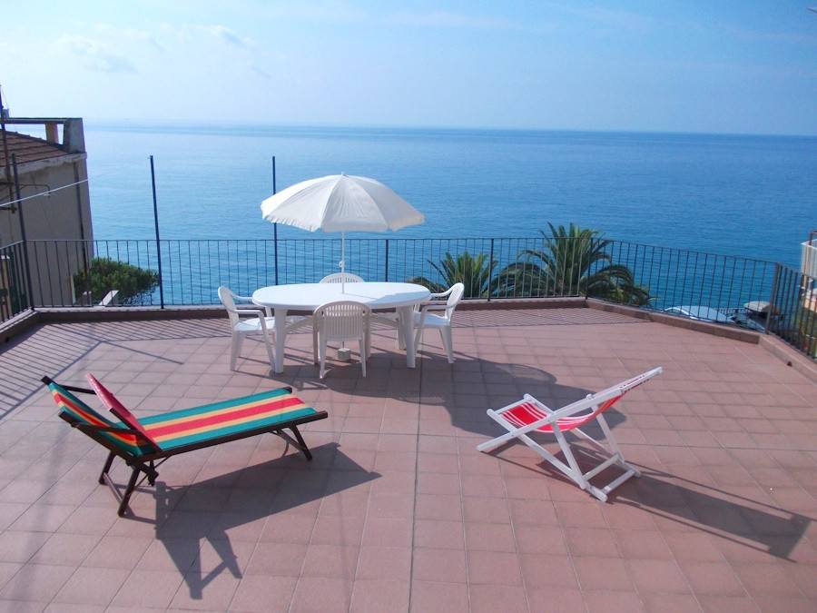 appartamento in vendita a Borgio Verezzi in zona Borgio