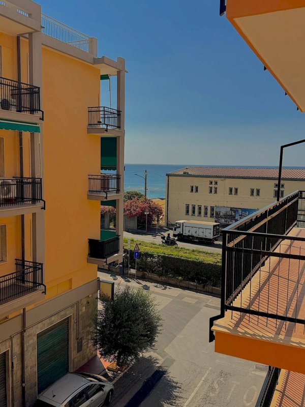 appartamento in vendita a Borgio Verezzi