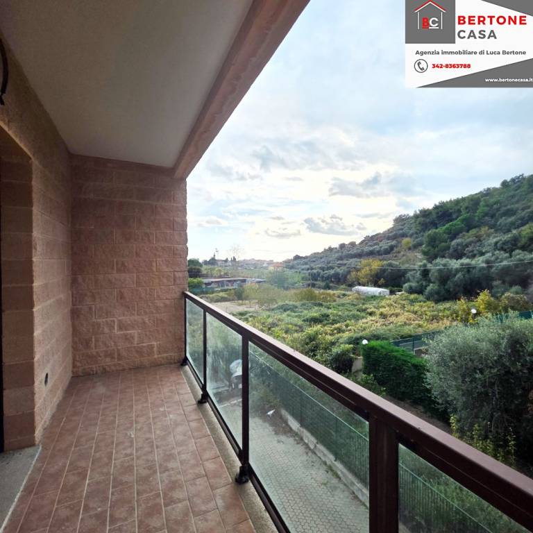 appartamento in vendita a Borgio Verezzi in zona Borgio