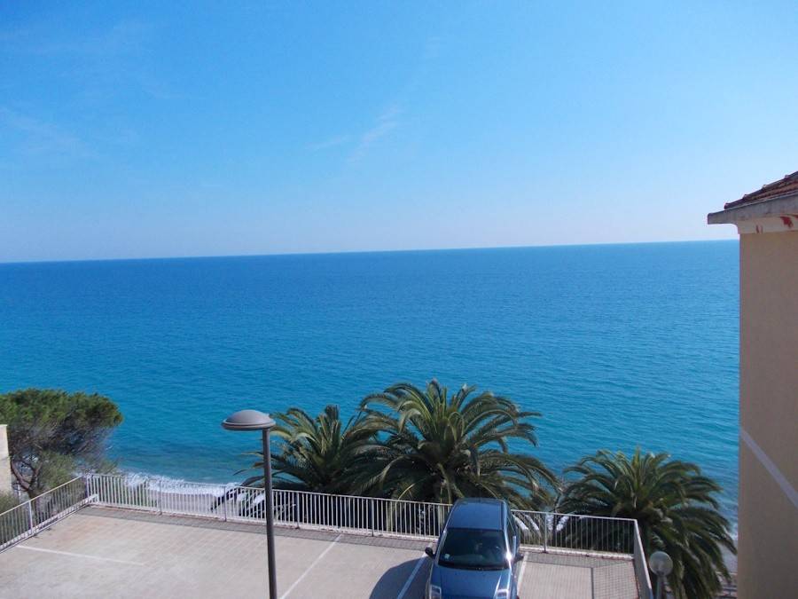 appartamento in vendita a Borgio Verezzi in zona Borgio