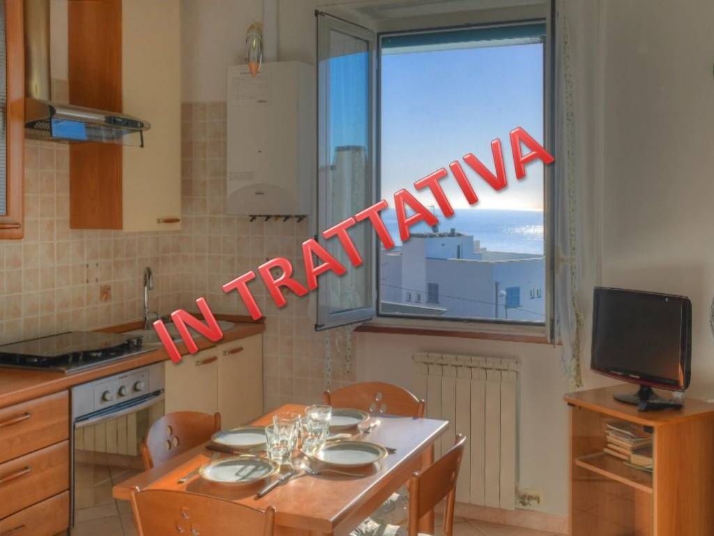 appartamento in vendita a Borgio Verezzi in zona Borgio