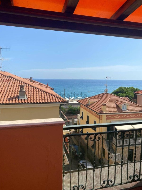 appartamento in vendita a Borgio Verezzi in zona Verezzi