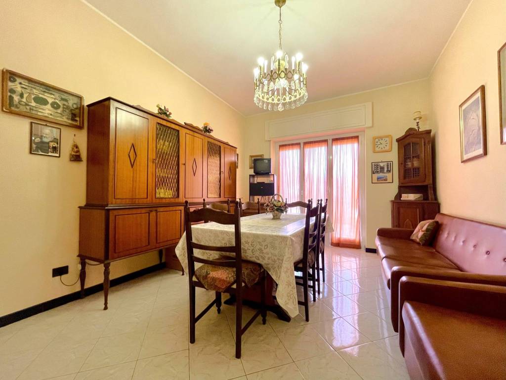 appartamento in vendita a Borgio Verezzi in zona Borgio