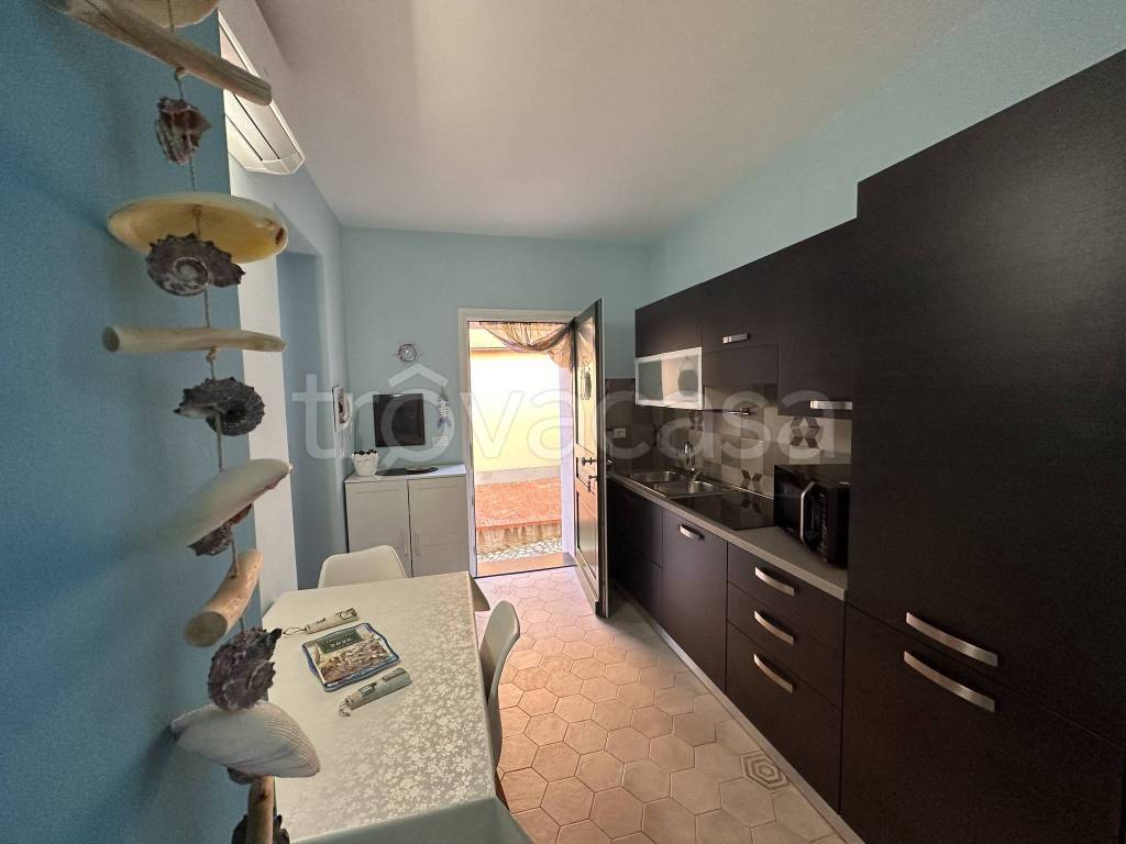 casa indipendente in vendita a Borgio Verezzi in zona Borgio