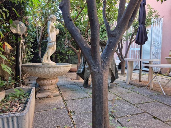 appartamento in vendita a Borgio Verezzi in zona Borgio