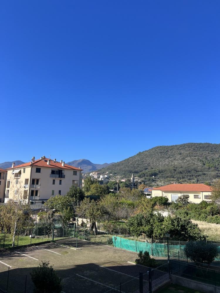 appartamento in vendita a Borgio Verezzi in zona Borgio