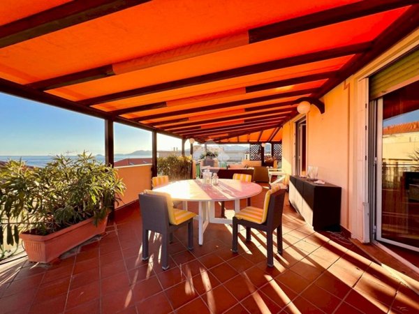 appartamento in vendita a Borgio Verezzi in zona Verezzi