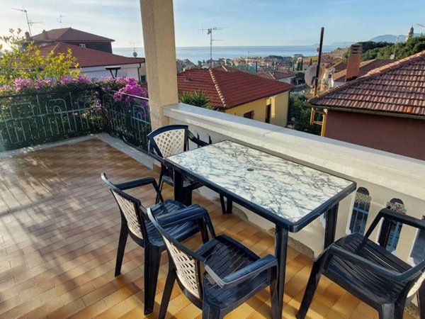 casa indipendente in vendita a Borgio Verezzi in zona Borgio