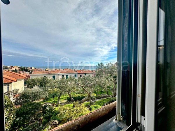 casa indipendente in vendita a Borgio Verezzi in zona Borgio