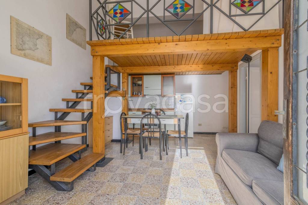 appartamento in vendita a Borgio Verezzi in zona Borgio