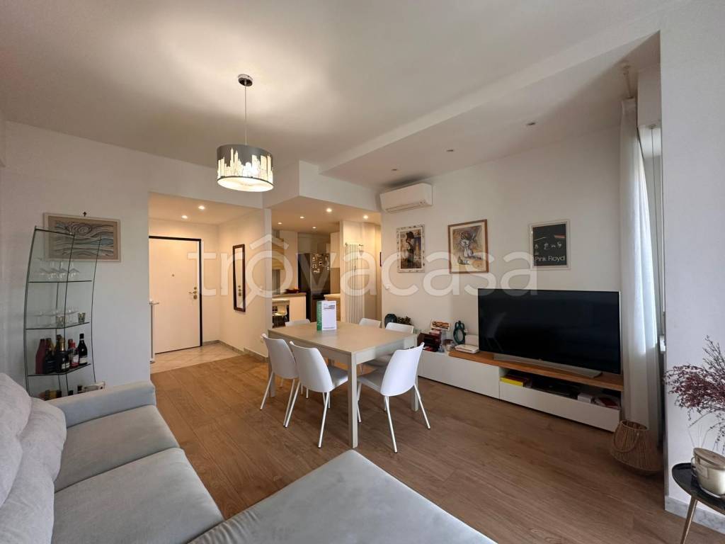 appartamento in vendita a Borgio Verezzi in zona Borgio