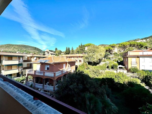 appartamento in vendita a Borgio Verezzi in zona Borgio