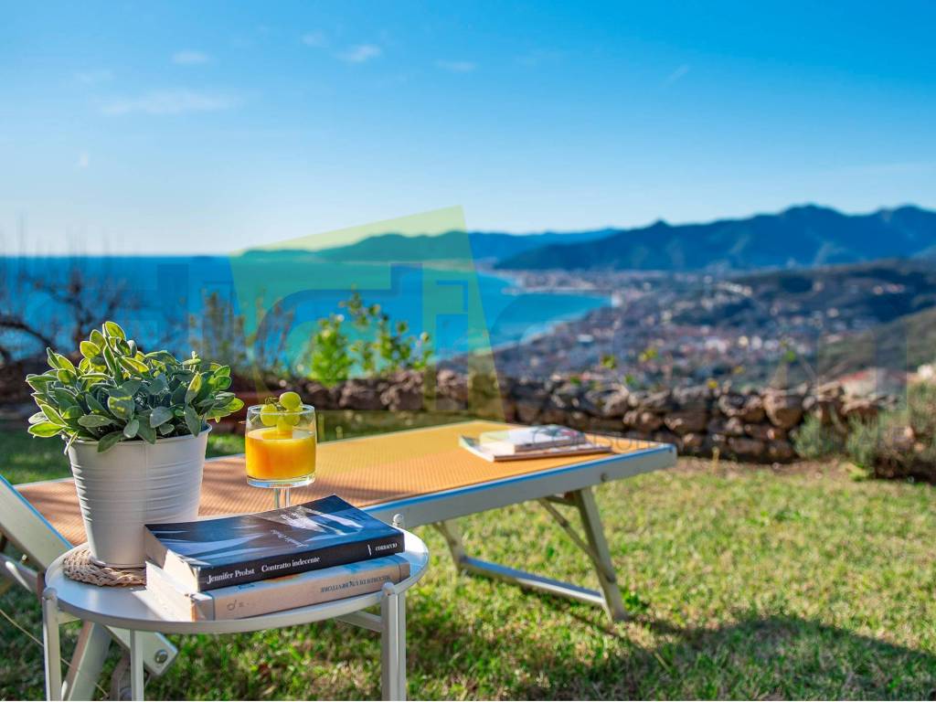 casa indipendente in vendita a Borgio Verezzi in zona Verezzi