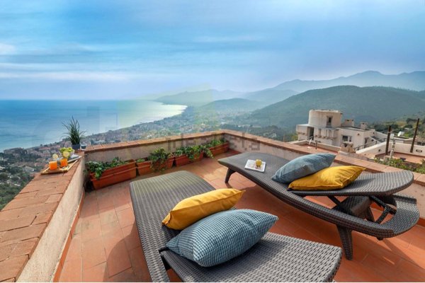 appartamento in vendita a Borgio Verezzi in zona Verezzi