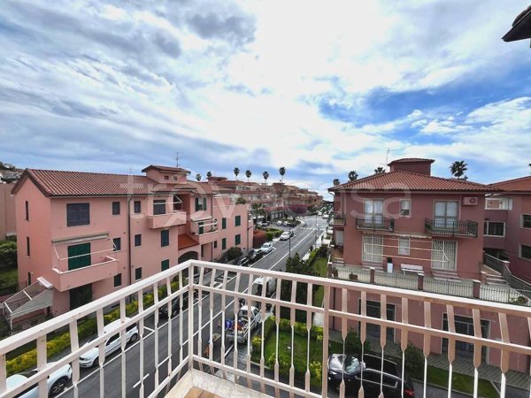 appartamento in vendita a Borgio Verezzi in zona Borgio