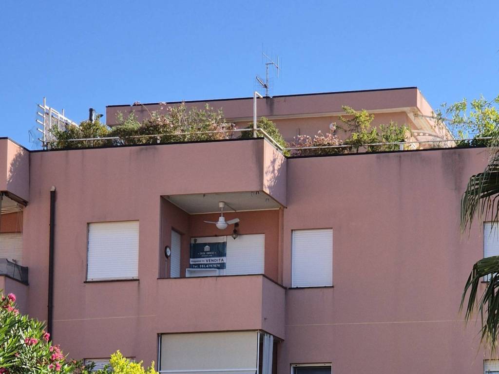 appartamento in vendita a Borgio Verezzi in zona Borgio