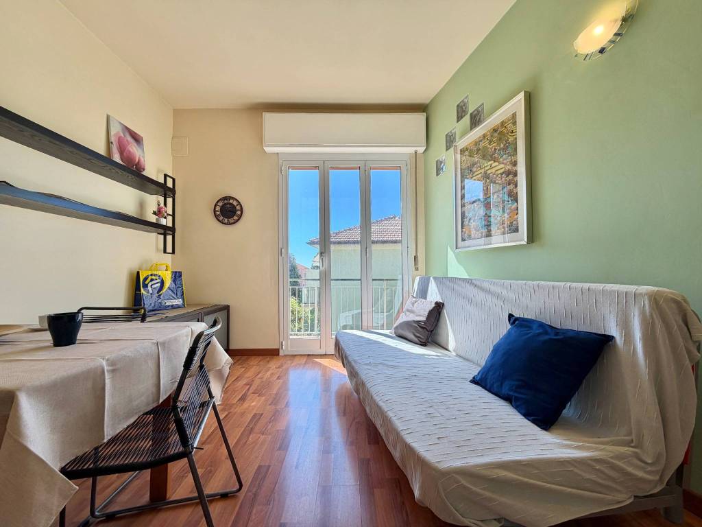 appartamento in vendita a Borgio Verezzi in zona Borgio