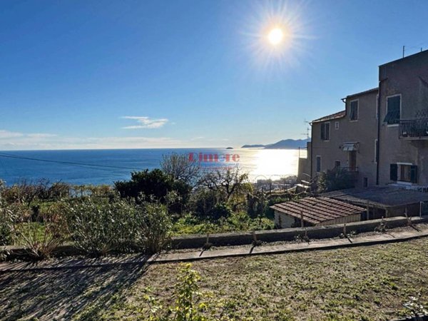 appartamento in vendita a Borgio Verezzi in zona Verezzi