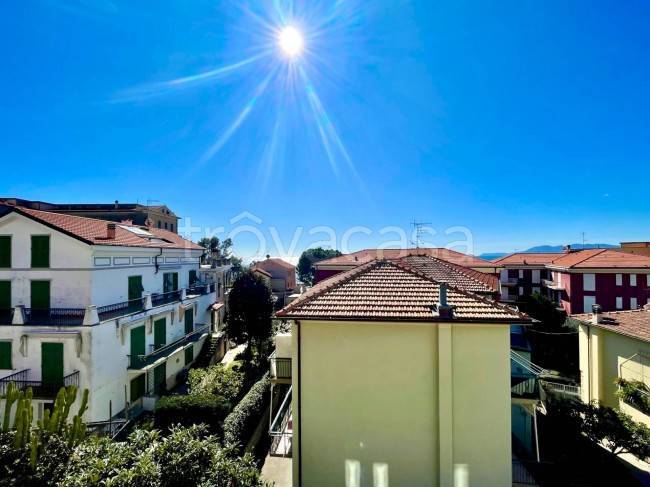 appartamento in vendita a Borgio Verezzi in zona Borgio