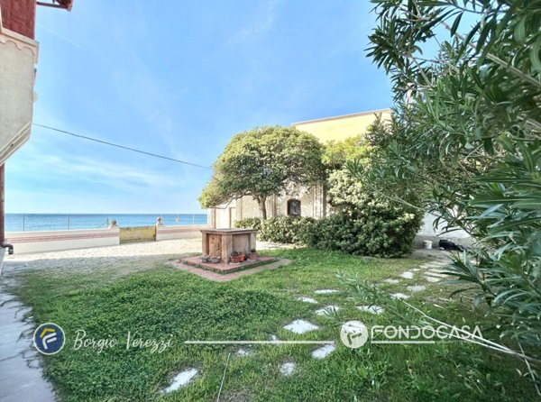 casa indipendente in vendita a Borgio Verezzi in zona Borgio