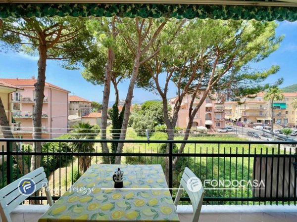 appartamento in vendita a Borgio Verezzi in zona Borgio
