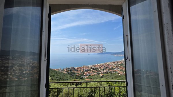 casa indipendente in vendita a Borgio Verezzi in zona Verezzi