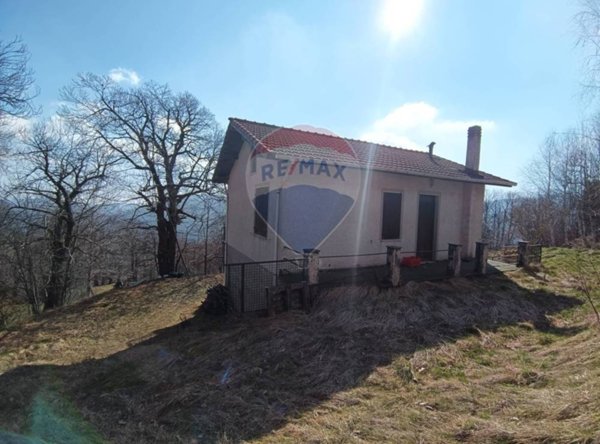 casa indipendente in vendita a Bormida